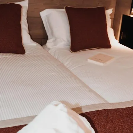 Des Cerisiers - Luxe Et Parking A Le Praz Courchevel