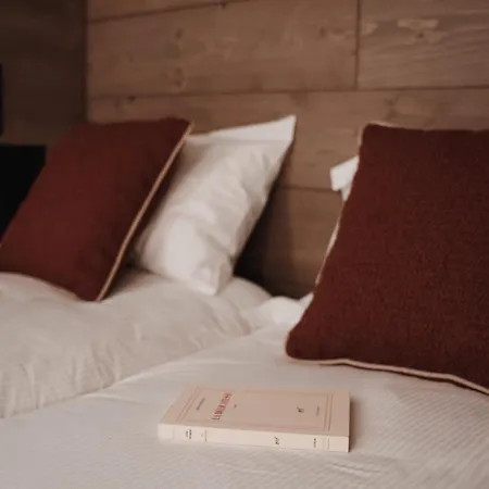 Des Cerisiers - Luxe Et Parking A Le Praz Courchevel