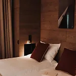 Des Cerisiers - Luxe Et Parking A Le Praz شقة