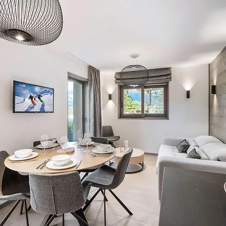 Appartement Des Cerisiers - Luxe Et Parking A Le Praz Courchevel