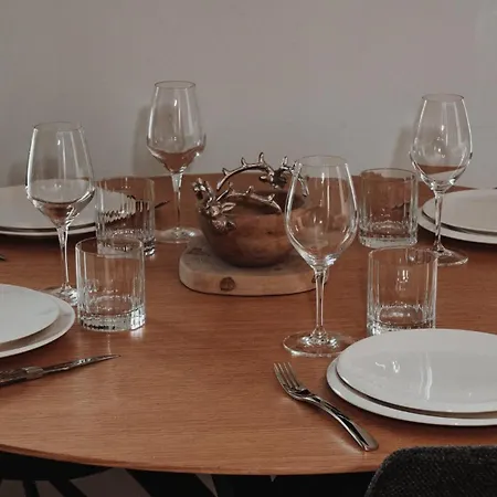 Des Cerisiers - Luxe Et Parking A Le Praz Appartement *