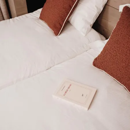 Des Cerisiers - Luxe Et Parking A Le Praz Appartement *